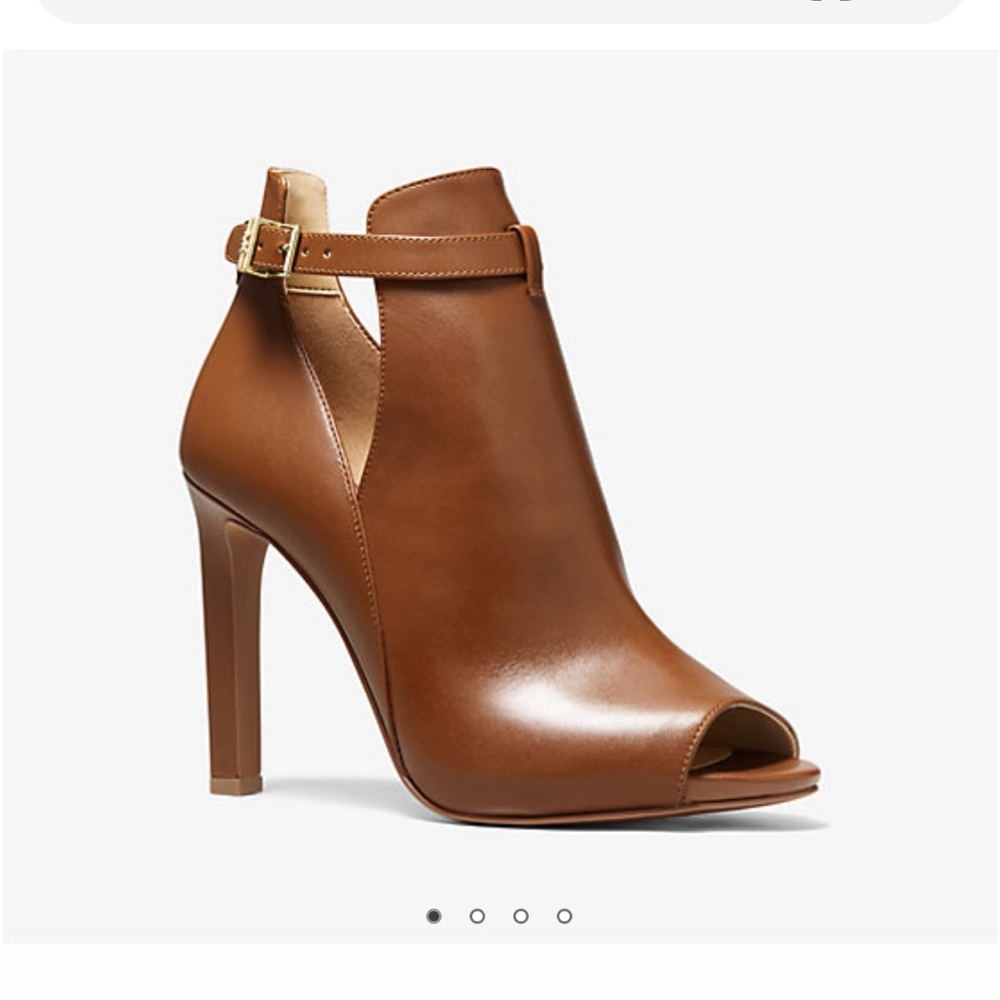 NEW open toe Michael Kors shoes sz 5